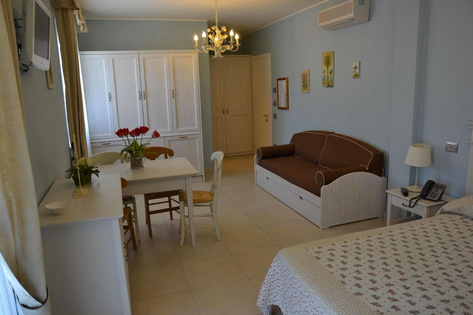 Incantea Resort Tortoreto Exteriör bild